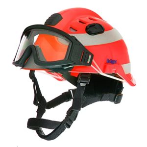 Review En Casco Con Barbuquejo En El Area De Accesorios Y Refacciones