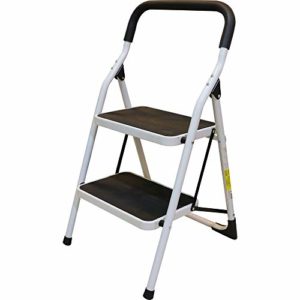 Comprar Escaleras Pequenas En Esta Area De Herramientas